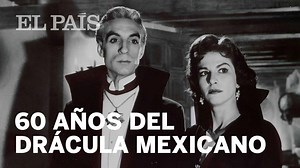 Han pasado 60 años desde que se estrenara 'El vampiro', protagonizada por Germán Robles. Una película que revolucionó el género de horror y que se mantiene aún como una cinta de culto en México. El PAÍS México habló con el hijo de su creador y guionista, Ramón Obón http://cort.as/-0Zow | EL PAÍS México
