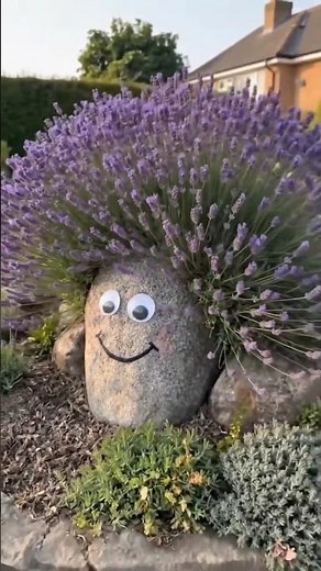 Transform Your Garden with This Simple DIY Rock Art! 🌿 #GardenDIY #GardenDecor #shorts