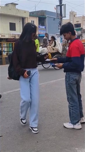pomplet twist prank #funny