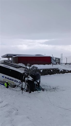 Van Gölü Turizm Ailesine Geçmiş Olsun Mesajı