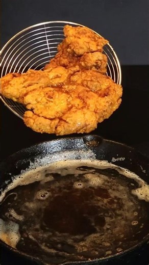 How Do You Make a Crispy Chicken Burger?