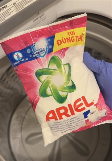 Reviewing Vietnamese Ariel Laundry Powder