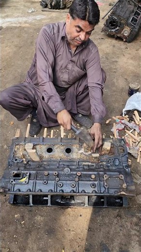 Six Cylinder Engine Block Crack & Leakage Inspection | Complete Diesel Engine Diagnosis #shorts