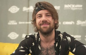 Caleb Shomo de Beartooth dit que "personne n'est prêt" pour le prochain album du groupe
