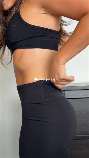 Isabella Raso | Nutritionist + Fat Loss Coach on Instagram: "Things I’m doing now to feel my best on my wedding day 💒 I’m a 2027 bride so I want to make sure I’m focusing on nailing my daily habits so I can feel my best through the lead up and on the day. This isn’t just about my wedding, it’s also to ensure that I continue prioritising my daily habits so that I perform as best as I can day to day as well!"