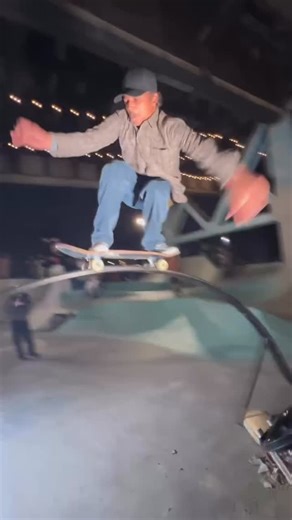 RAILCLIPS on Instagram: "Tough rail @burnside_skatepark"