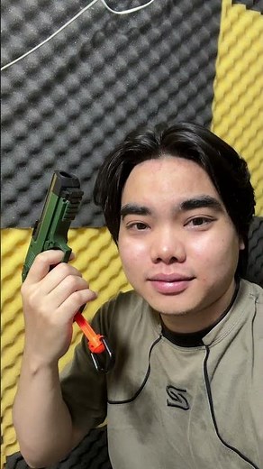 I like how this toy gun ejects its shells 🤣