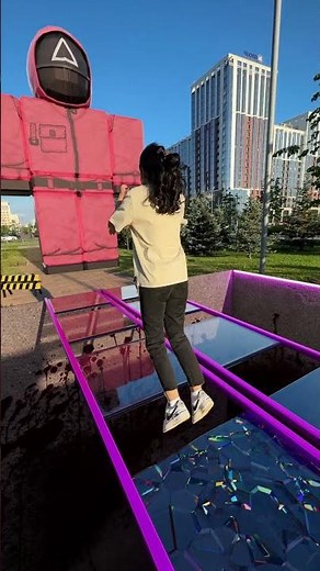 Roblox Guard PINK GUARD💀 | Real Life Squid Game #squidgame #roblox #meme