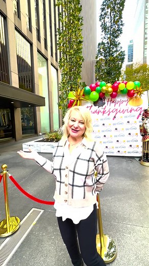 🎁 Make this Thanksgiving extra rewarding! Sell our VIP Parade Viewing Party and enjoy a $50 Amazon gift card per ticket sold—plus commission on everything you book. Seats are going fast! | American Stories Travel