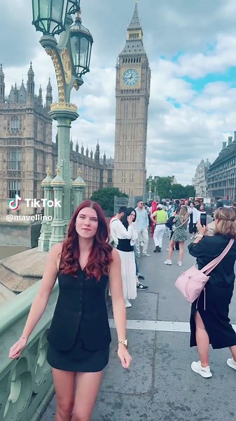 One Direction Forever: Exploring London with Sisters