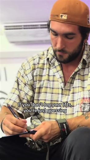 Log Your Lifts for Fast Progress in the Gym