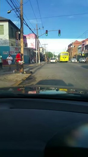 This is how coaster bus drive in jamaica. Crazy driving.