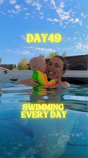 KC | Online Swim Instructor on Instagram: "Ever wonder how a 13-month-old learns to do THIS? 👀 Today’s practice was all about one skill most parents completely overlook… but it’s the foundation for underwater confidence. Picking up sinking toys isn’t just a fun game it teaches: ✨ Breath control ✨ Orientation under water ✨ Recovering safely ✨ Staying calm while submerged And yes… even toddlers can learn these skills with the right progression. Want your little one to build real underwater confid