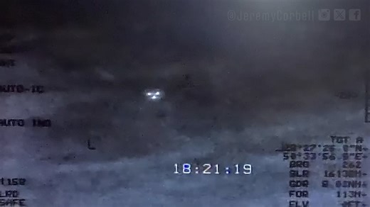 UFO 'orbs' filmed in triangular formation over Persian Gulf