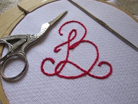 BORDADO COM AGULHA DE CROCHÊ