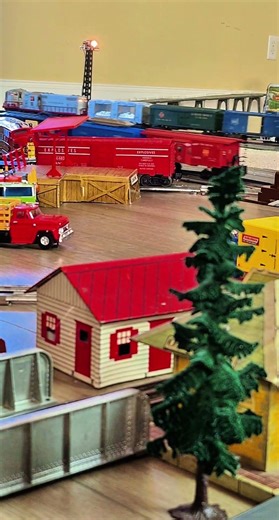 Mega Lionel Train Layout #0scaletrains