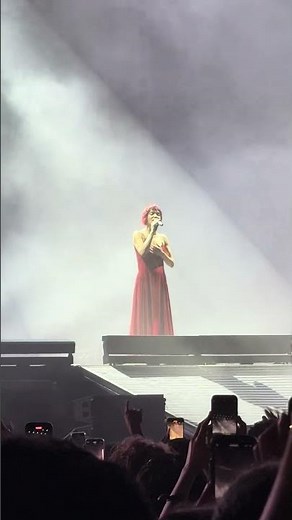 FKA Twigs - Two Weeks (Live Performance At Primavera Sound Festival - Spain, Barcelona 2025).