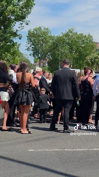 massive traveller funeral at the end of my road #bigboss