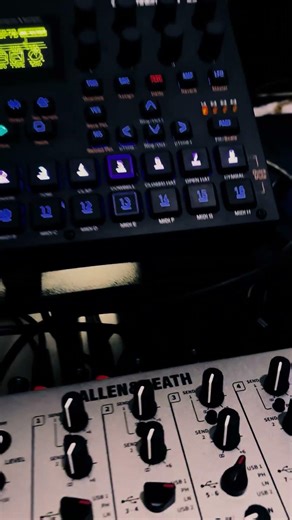 The Xone:96 VCF Filter Power ft. Elektron Live Setup