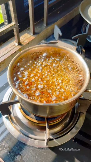 24 reactions · 23 comments | Morning magic in progress ..✨ . . #reels #viral #morningroutine | The Daily Canvas | Facebook