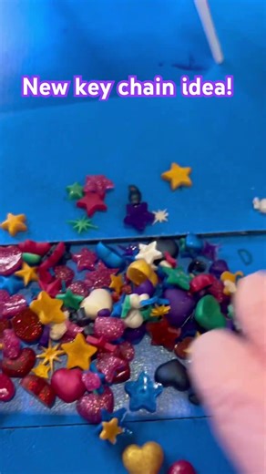 New key chain idea! Stay tuned for the end product 😍 love heart madness 💖 #resincrafts #diyresin