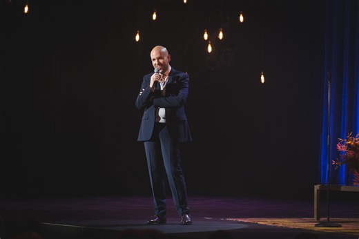 Stand-up special 'Tom Allen: Completely' is on ITV at 10pm. https://www.comedy.co.uk/tv/tom-allen-completely/ | British Comedy Guide