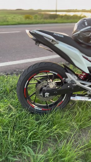 Cb250🤯 #honda #viral_video #fyp #cb250 #parati