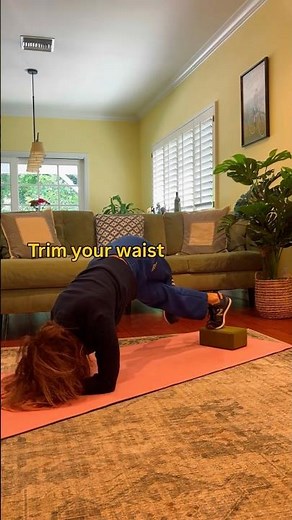 THE STABILITY TRICK THAT TONES YOUR CORE AND SHRINKS YOUR WAIST #short