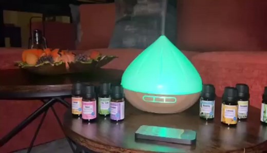This diffuser set contains our most popular essential oil diffuser and 8 pure essential oils. These essential oils include lemon, lavender, peppermint, rose, orange, tea tree, vanilla and jasmine. These oils combine perfectly with our essential oil diffusers, releasing a mist that makes the entire room look like a wonderland and moisturizes our dry skin.#product