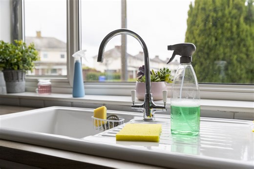 4 Weekly Cleaning Habits That’ll Make Your Home Feel Instantly Tidier