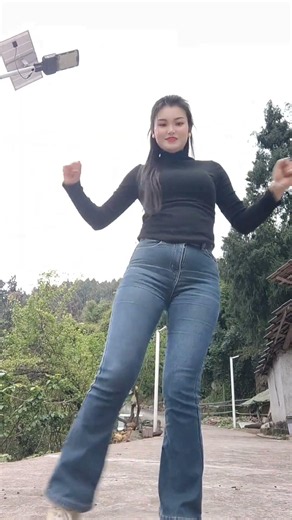 #dance #everybodywantstobemyenemy #baile #butifyoucloseyoureyes #fashion