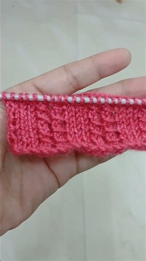 Pretty and easy sweater design for beginners. #shorts