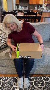 The KURU FLEX Via provides all of the comfort & support you could ask for in a sneaker. Try KURU shoes today! #ad | Megan Collier