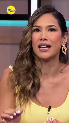 💥 Alex Rodríguez se va con todo contra Nawat y el Miss Universo 💥 Con una opinión directa y sin filtros, Alex Rodríguez aseguró que lo único que le faltó a Fátima Bosch fue abandonar definitivamente el concurso, reafirmando que cuando un certamen no representa tus valores, lo mejor es irse con dignidad. El periodista criticó duramente a la organización por no destituir a Nawat, sino apenas restringirlo, manteniéndolo aún dentro del evento. Para Alex, esto demuestra que el certamen ha perdido s