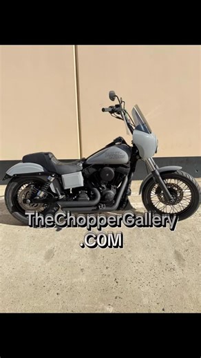 The Chopper Gallery on Instagram: "2012 Harley Davidson Dyna Street Bob 96” EFI TWIN-CAM ENGINE, 6-SPEED 🔥 💨 🔥 Custom Order Paint Set 🔥 Color-Matched Fairing 🔥 Tall Moto T-Bar Riser 🔥 ODi Grips 🔥 Black Headlight Ring 🔥 Black-Spoked Wheels 🔥 Black Forks 🔥 Moto Pegs 🔥 Brake Peg 🔥 Ness Big Sucker Intake 🔥 @VANCEandHINES Short Shot Exhaust 🔥 High-Back 2-Up Seat 🔥 Red Spark Plug Wires 🔥 Chin Spoiler 🔥 Upgraded Triple Clamps 🔥 Licence Plate Fender Mount and more ! This machine won’t 