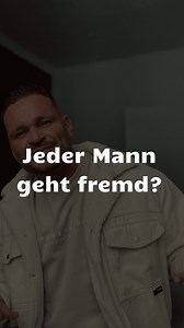 „Jeder Mann geht fremd.“ Diesen Satz hat ein bekannter Influencer gesagt. Und er hat nur halb recht. Denn Fremdgehen ist kein Triebproblem. Es ist ein Führungsproblem. Ein Mann, der sich selbst nicht führen kann, der keine Verantwortung übernimmt, wie soll er das für dich tun? Ein schwacher Mann sucht Bestätigung im Außen. Ein starker Mann führt sich selbst, bevor er sich von seiner Lust führen lässt. 💬 Schreib in die Kommentare: Was glaubst du, ist Fremdgehen Trieb oder Verantwortungslosigkeit