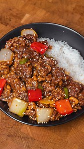 Crispy BEIJING BEEF - 30 Minutes Meal SO CRISPY SO GOOD!!!! Recipe HERE or link in BI0: https://cookingwithgenius.com/beijing-beef/ | Genius Eats