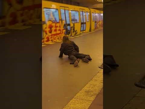 Lykke Li - Sick Of Love