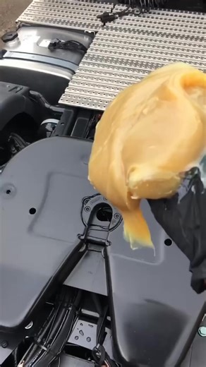 Why Truckers Grease the Fifth Wheel | Great Minds