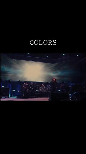 GLAYのライブで聴く感動の名曲「COLORS」