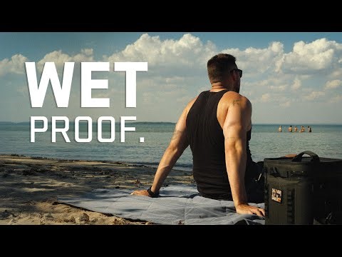 YETI Lowlands Blanket Review – 1 Year Later (Waterproof Comfort That Actually Works)