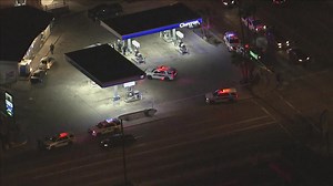 Teen killed in shooting at Phoenix gas station