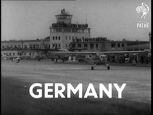 Glider Plane Crash: Dusseldorf Air Show (1955) © British Pathe #glider #gliders #segelfliegen #gliderpilot #sailplane #pilot #pilotlife #aviation #SoaringToNewHeights #gliderairstrip | Glider Airstrip