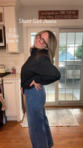 Stylish Jeans for Short Girls: The Perfect Fit Guide