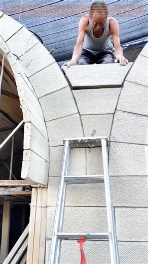 Stonework Mastery: Building a Perfect Arch From Raw Bricks