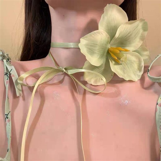 Green Flower Ribbon Necklace for Women Unique Clavicle Chain, Gift for Her - Etsy