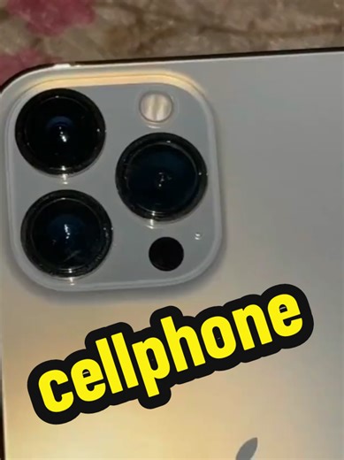 Smartphone Features Overview: iPhone 13 Pro Max vs Android