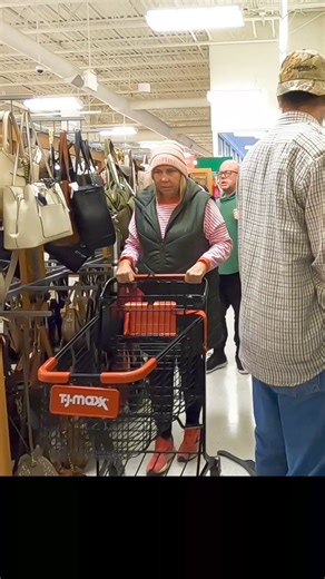 399K views · 4.7K reactions | Mad Duck Fart Sounds!!! 閭 Funny Fart Prank!  #fartvideos #funnyreels #farting #fart #fartprank #funnyvideosclips #funnyprank2024 | Super Stupid Poop | Facebook