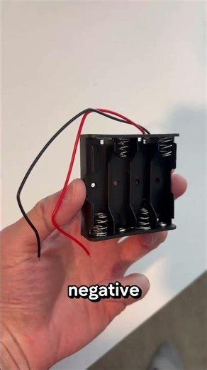 Don’t forget to plug the positive and ground into the arduino! #robot #robotics #90s