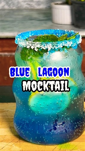 Refreshing blue lemonade